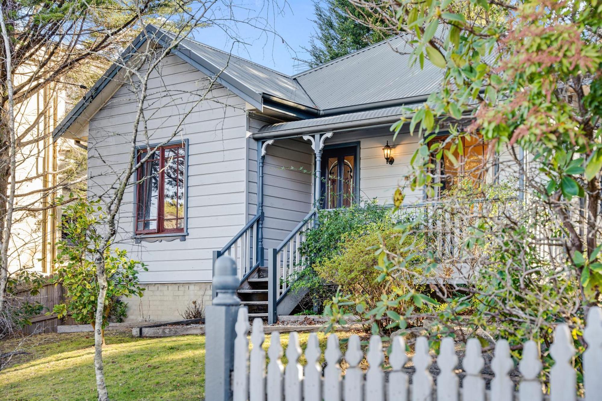 Whispering Pines Cottages Wentworth Falls Esterno foto