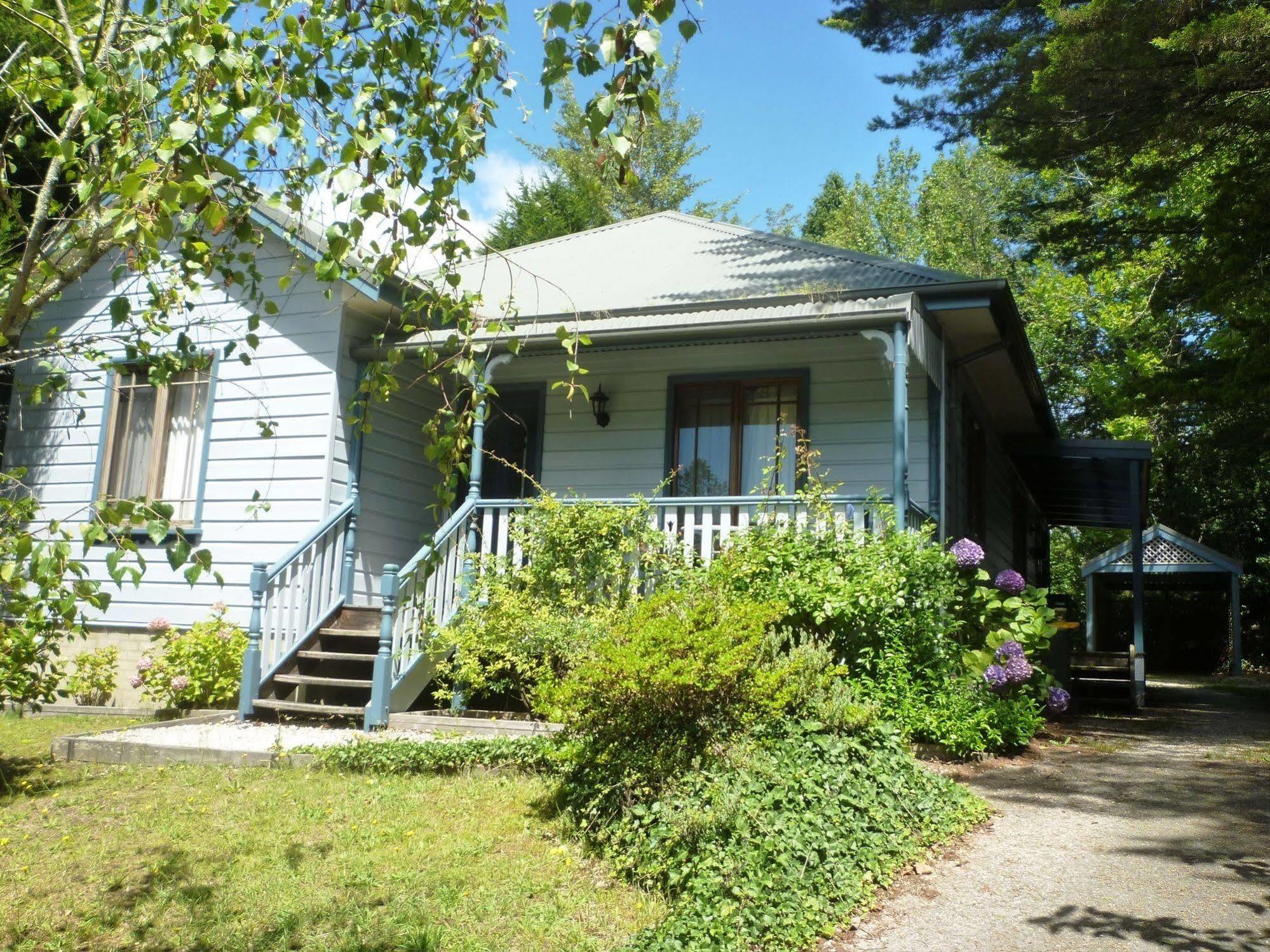 Whispering Pines Cottages Wentworth Falls Esterno foto
